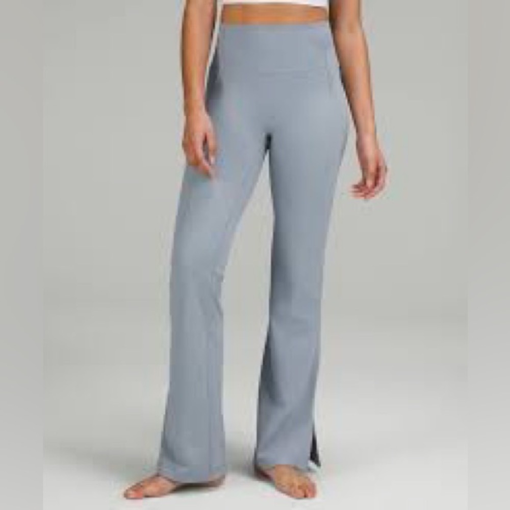 NWT Lululemon Super High Rise Split Hem Groove Pants - Chambray - Size 6